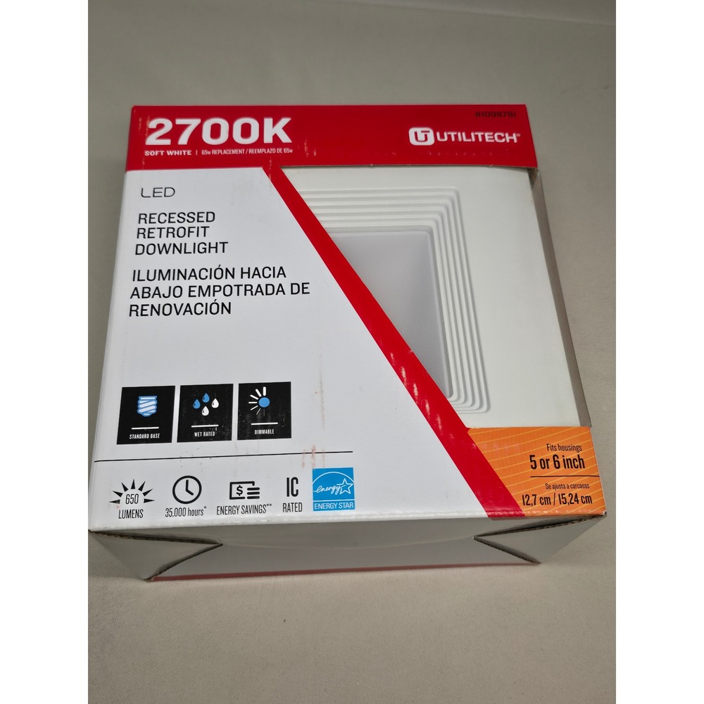 Utilitech 2700K LED Recessed Retrofit Down Light Square White 650 Lumens